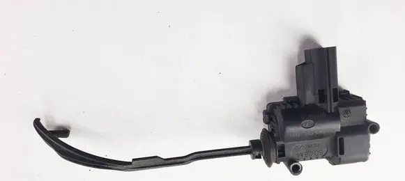 Jaguar XJ X351 Fuel tank cap lock
