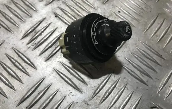 Mitsubishi Lancer Headlight level height control switch