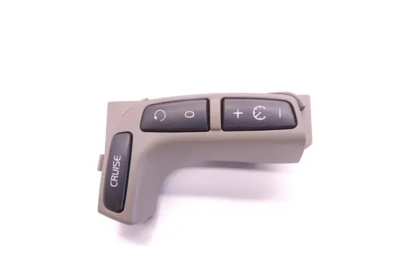 Volvo V70 Steering wheel buttons/switches 30710256 D44