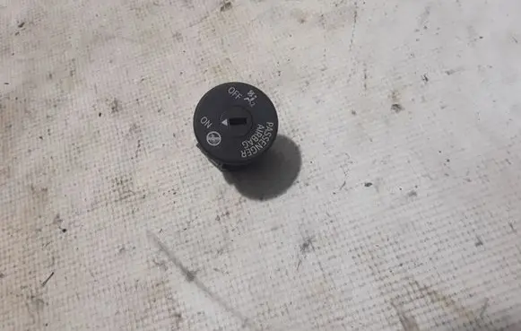 BMW X3 G01 Passenger airbag on/off switch 9326501