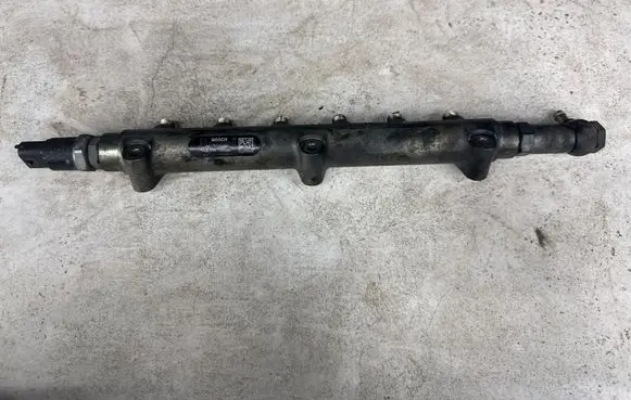 Volvo S80 Fuel main line pipe 0445215010
