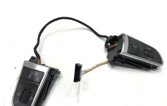 Audi A4 S4 B8 8K Steering wheel buttons/switches 
