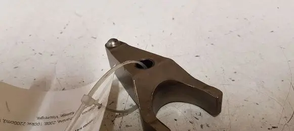 Toyota RAV 4 (XA30) Fuel Injector clamp holder