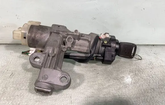 Hyundai Santa Fe Ignition lock 