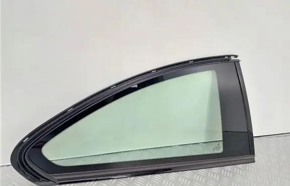 BMW 2 F22 F23 Rear side window 7294346