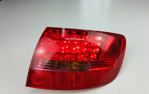 Audi A6 S6 C6 4F Rear/tail lights 89317049 8931704905 043330
