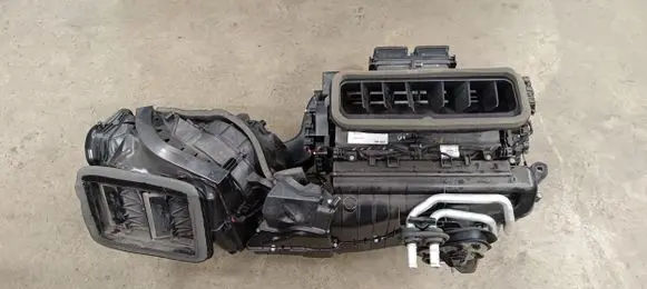 Audi Q7 4M Interior heater climate box assembly 4M1820001K