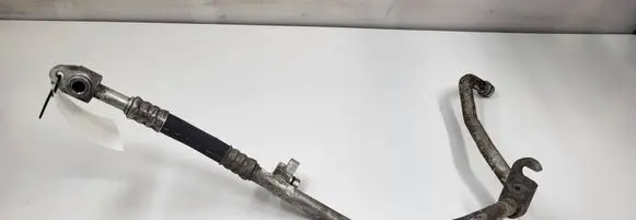 Nissan Leaf I (ZE0) Air conditioning (A/C) pipe/hose