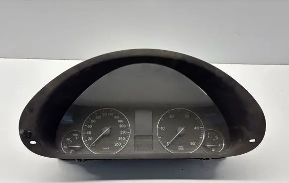 Mercedes-Benz C W203 Speedometer (instrument cluster) A2035405148