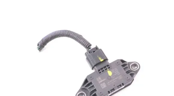 Chevrolet Trax Acceleration sensor 13587220