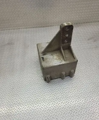 Mercedes-Benz V Class W447 Rear differential/diff mount bracket A4473504700