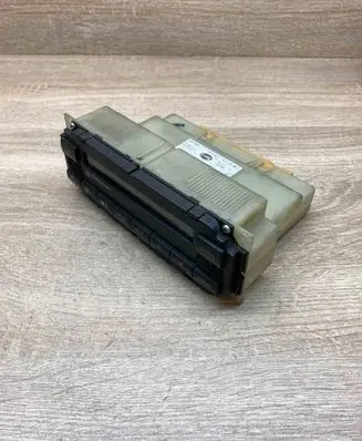 Volkswagen PASSAT B5 Climate control unit 3B1907044A 5HB00761710
