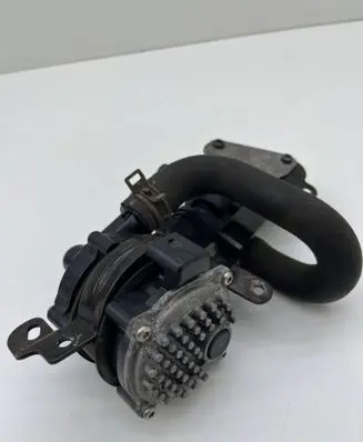 Volvo XC40 Electric auxiliary coolant/water pump 32222737 31461924