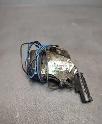 Mercedes-Benz Vito Viano W639 Rear door lock A6397400635