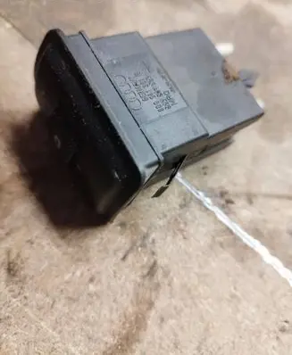 Audi A4 S4 B5 8D Headlight level height control switch 8D0941301B