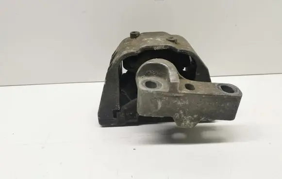 Skoda Octavia Mk1 (1U) Engine mount bracket 1J0139262