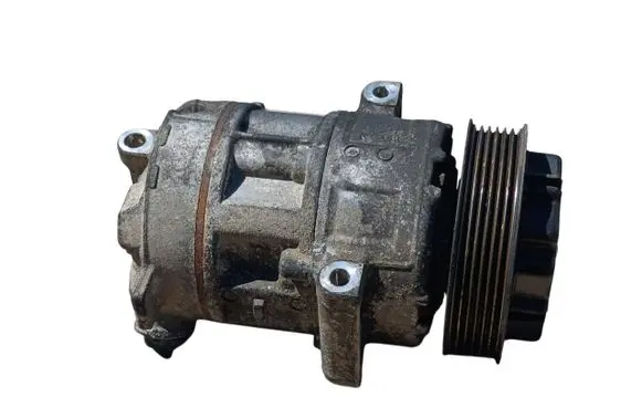Opel Corsa D Air conditioning (A/C) compressor (pump) 55703721