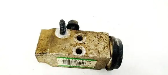 Hyundai ix35 Air conditioning (A/C) expansion valve 977752y000