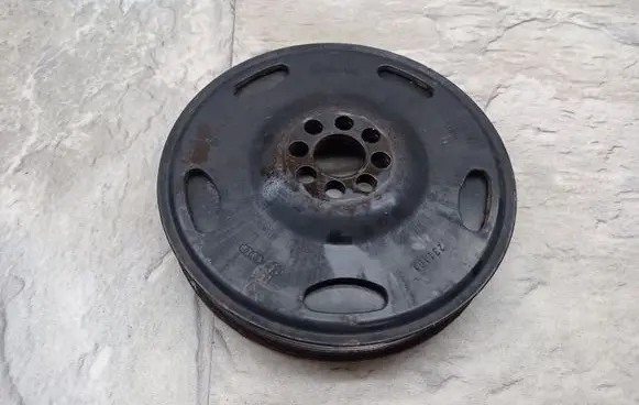 Audi Q5 SQ5 Crankshaft pulley 06E105251C