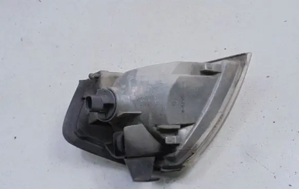 Mazda 323 Front indicator light