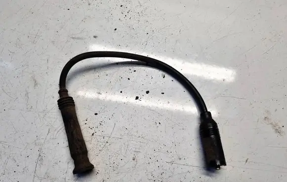 Volkswagen Golf III Ignition plug leads 