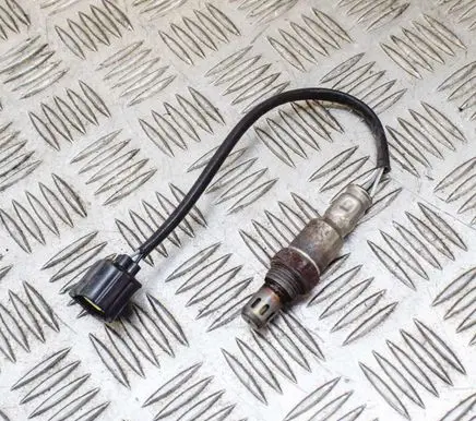 Mercedes-Benz E A207 Lambda probe sensor A0065422018