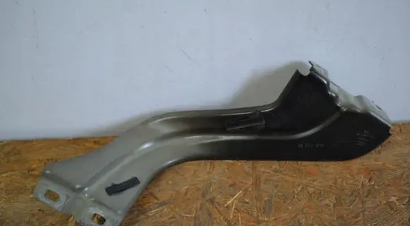 Audi Q3 F3 Fender mounting bracket 83A821149