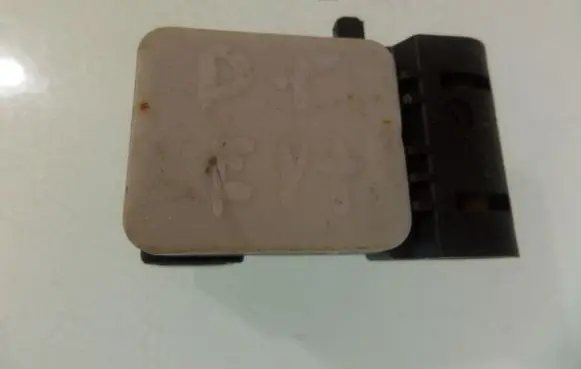 BMW 1 E81 E87 Airbag deployment crash/impact sensor 6911003 500390 002439