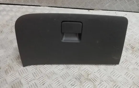 Chevrolet Aveo Dashboard storage box/compartment 