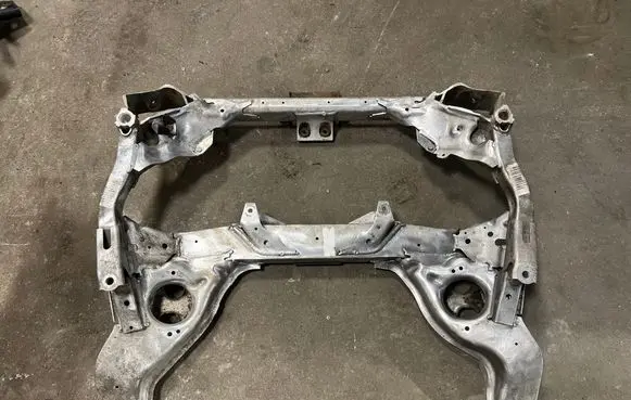 BMW 3 E90 E91 Front axle beam 6785639 31116785639 31116780846