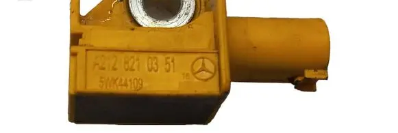 Mercedes-Benz E W212 Airbag deployment crash/impact sensor A2128210351 5WK44109