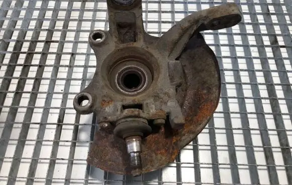 Volkswagen Transporter - Caravelle T4 Front wheel hub spindle knuckle 