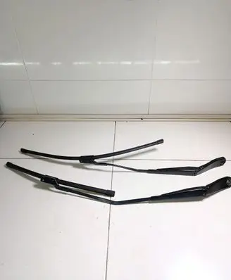 Volvo V40 Cross country Windshield/front glass wiper blade 31276060 31276059