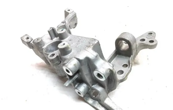 Citroen C3 Engine mounting bracket 9804121180 11300