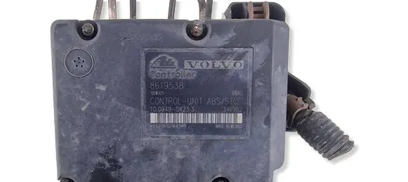 Volvo V70 ABS Pump 8619538
