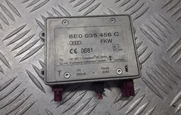 Audi A6 S6 C6 4F Sound amplifier 8E0035456C