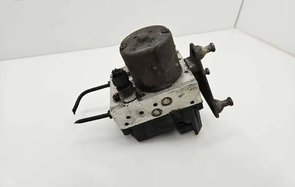 Mercedes-Benz Sprinter W901 W902 W903 W904 ABS Pump A0004466889 0265225224 ZGS006