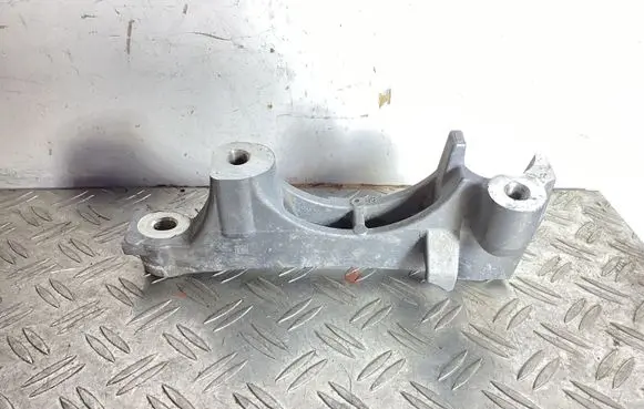Lexus NX Engine mounting bracket