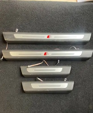 Audi SQ7 sill trim set (inner) 4M8947406A 4M8947405A 4M0947417