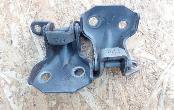 Front door hinge set