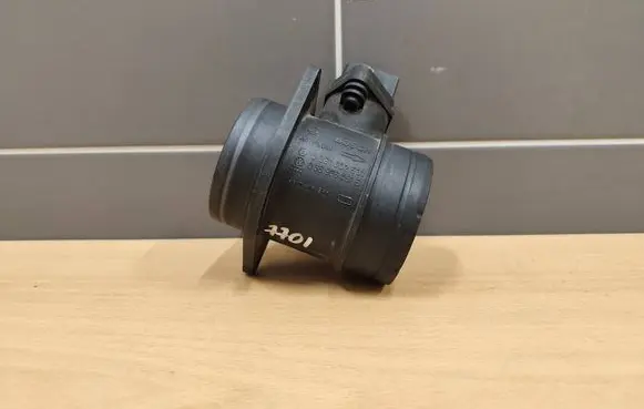 Peugeot 307 Mass air flow meter 0281002531 038906461B