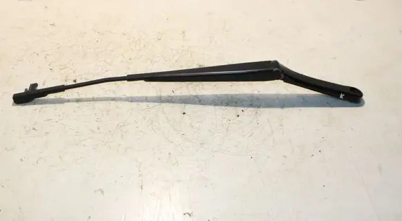 Skoda Octavia Mk2 (1Z) Front wiper blade arm 1Z1955409A