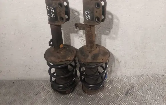 Toyota Avensis T250 Front shock absorber with coil spring 4852009G30 4851009N80 4860905040