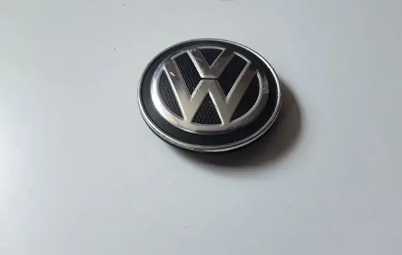 Volkswagen Golf VII Original wheel cap 5G0601171