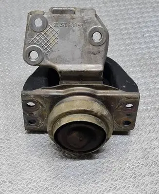Citroen C5 Engine mount bracket 9637060080