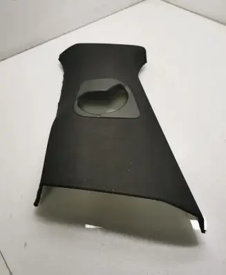 BMW X4 G02 (B) pillar trim (top) A082063