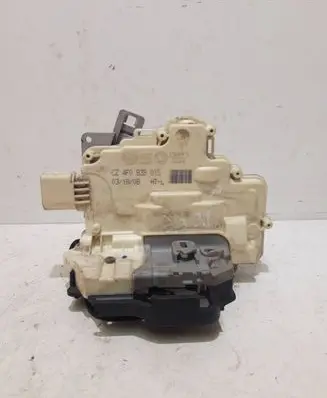 Audi A3 S3 8P Rear door lock 4F0839015
