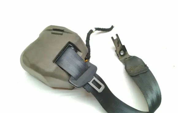 Opel Astra L Rear seatbelt 98379316XX 655914500C 0589P1000277