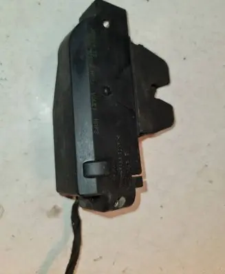 Peugeot 407 Tailgate/trunk/boot lock/catch/latch 300604 9646091580