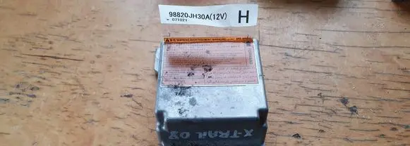 Nissan X-Trail T31 Airbag control unit/module 98820JH30A